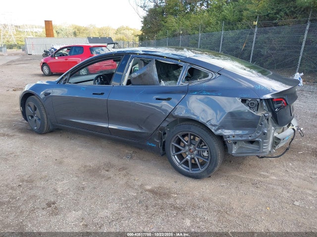 2023 TESLA MODEL 3 5YJ3E1EA9PF653721 Photo 2