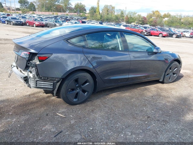 2023 TESLA MODEL 3 5YJ3E1EA9PF653721 Photo 3