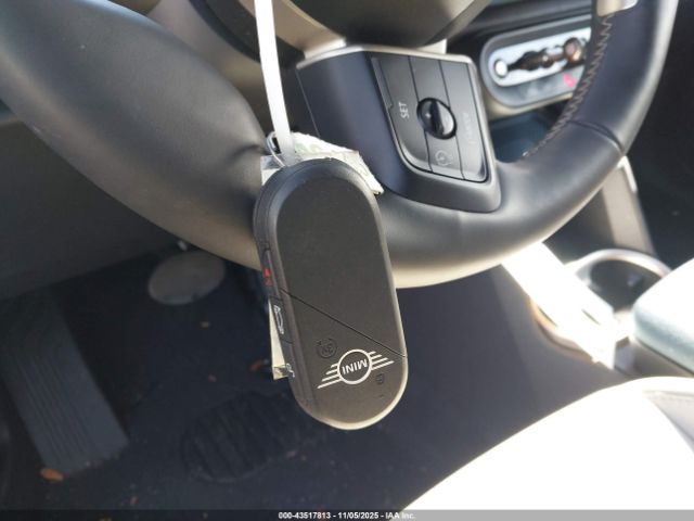 2025 MINI COUNTRYMAN WMZ23GA08S7R25918 Photo 10