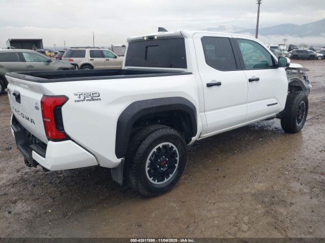 2024 TOYOTA TACOMA 3TMLB5JN2RM063979 Photo 3