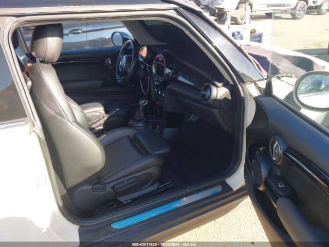 2017 MINI HARDTOP WMWXP7C57H3B93462 Photo 4