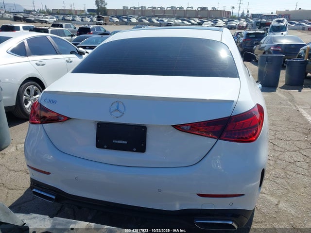 W1KAF4GB0NR066445 Mercedes-Benz C 300 Sedan