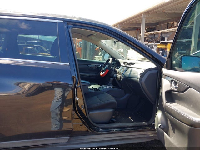Nissan ROGUE S 2017 5N1AT2MT6HC867890 Image 5