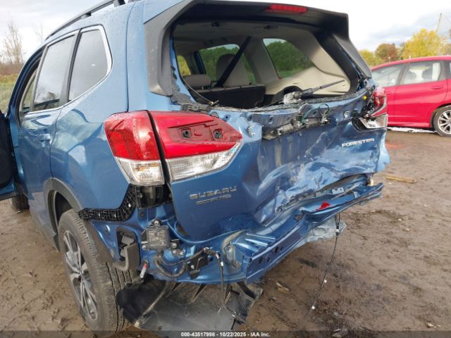 2023 SUBARU FORESTER JF2SKAPC1PH450035 Photo 5