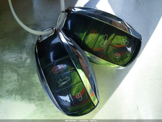 2019 BENTLEY BENTAYGA SJAAM2ZV1KC025074 Photo 10