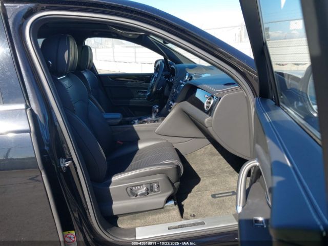 2019 BENTLEY BENTAYGA SJAAM2ZV1KC025074 Photo 4