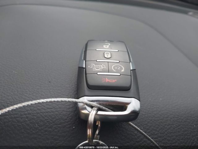 2025 RAM 1500 1C6RRFBGXSN508953 Photo 10