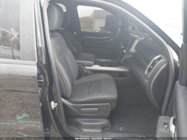 2025 RAM 1500 1C6RRFBGXSN508953 Photo 4