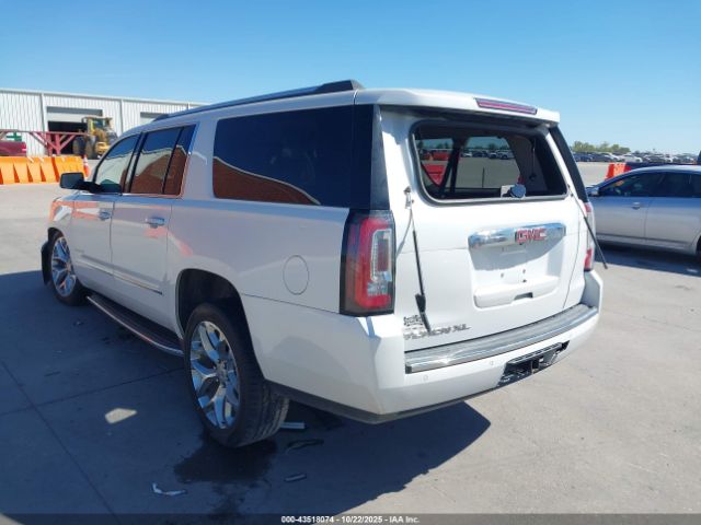 2018 GMC YUKON XL 1GKS1HKJXJR156204 Photo 2