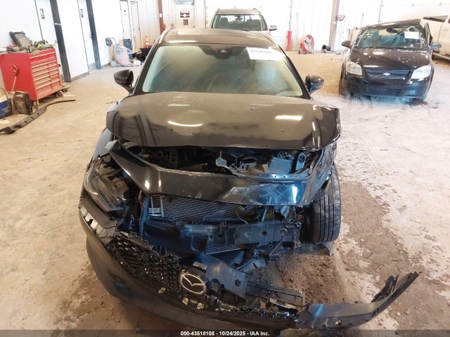 43518108 :رقم المزاد ، 3MVDMBDL9NM439142 vin ، 2022 Mazda Cx-30 Premium مزاد بيع