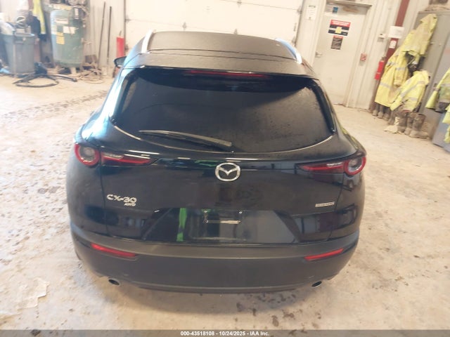 43518108 :رقم المزاد ، 3MVDMBDL9NM439142 vin ، 2022 Mazda Cx-30 Premium مزاد بيع