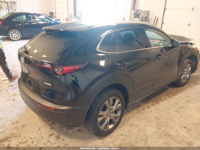 43518108 :رقم المزاد ، 3MVDMBDL9NM439142 vin ، 2022 Mazda Cx-30 Premium مزاد بيع