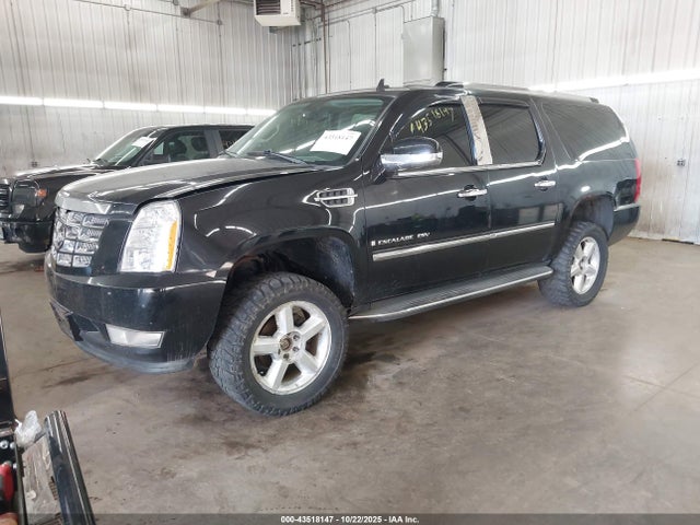 2008 CADILLAC ESCALADE ESV 1GYFK66848R240822 Photo 1