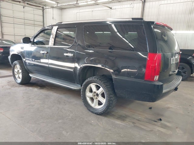 2008 CADILLAC ESCALADE ESV 1GYFK66848R240822 Photo 2