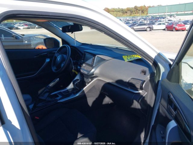 2022 MITSUBISHI ECLIPSE CROSS JA4ASUAA4NZ012226 Photo 4