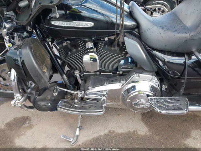 2013 HARLEY-DAVIDSON FLHTK 1HD1KEM13DB635835 Photo 8
