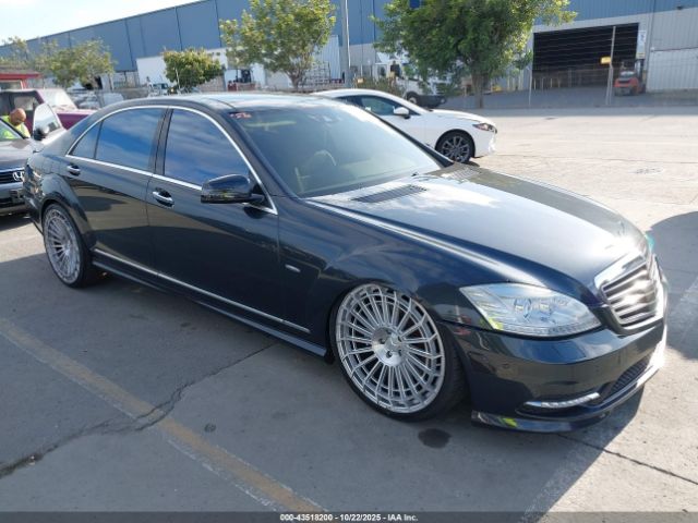2012 MERCEDES-BENZ S 550 WDDNG7DB9CA427218