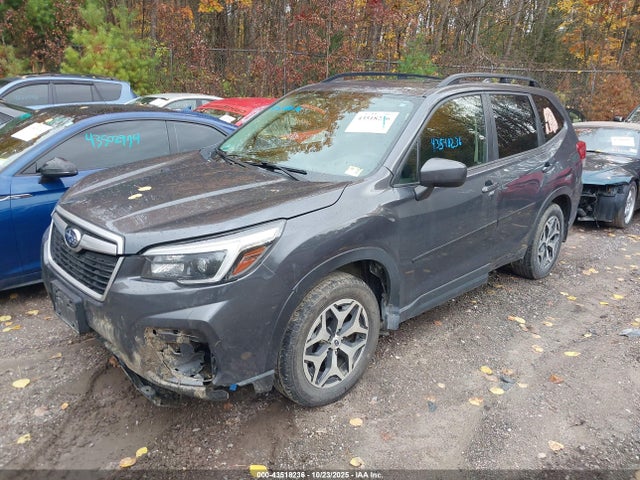 2021 SUBARU FORESTER JF2SKAFC9MH524184 Photo 1