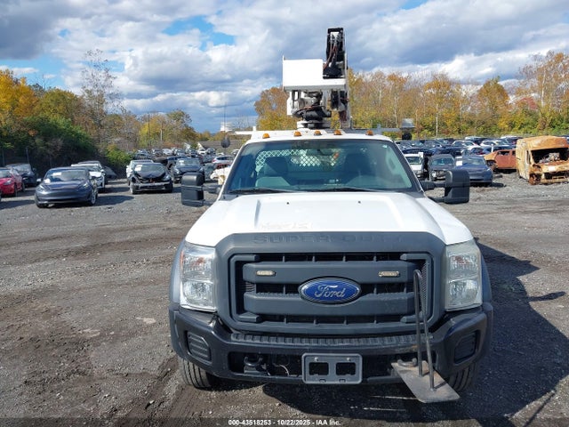 Ford F-550 Chassis Xl 2015 1FDUF5GT8FEC38506 Image 15