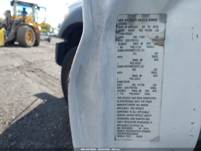 Ford F-550 Chassis Xl 2015 1FDUF5GT8FEC38506 Image 8