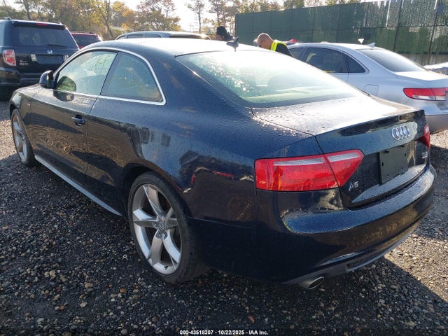 2009 AUDI A5 WAUDK78T29A005112 Photo 2
