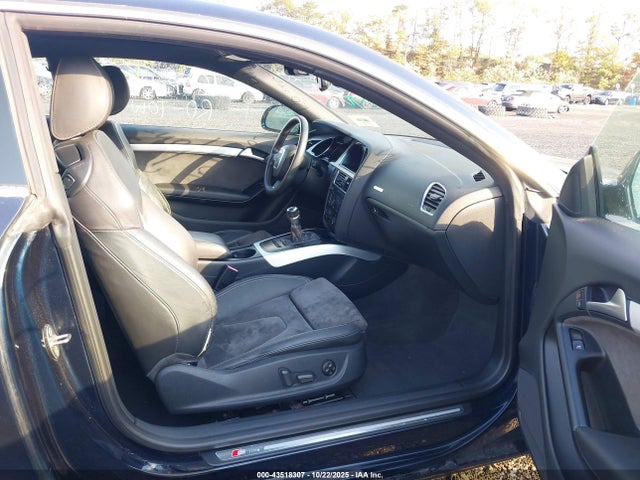 2009 AUDI A5 WAUDK78T29A005112 Photo 4