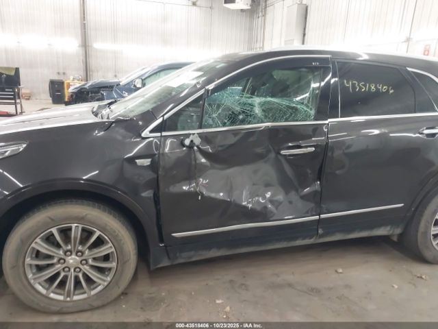 2017 CADILLAC XT5 1GYKNDRS1HZ182735 Photo 5