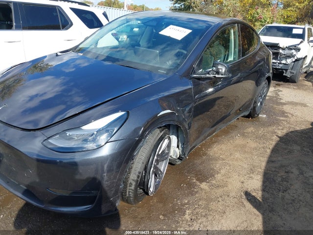 2024 TESLA MODEL Y 7SAYGDEE5RF190518 Photo 5