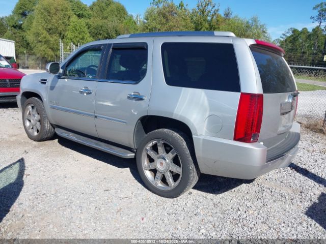 2014 CADILLAC ESCALADE 1GYS3BEF5ER112394 Photo 2