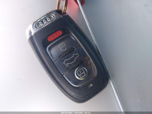 2010 AUDI A5 WAULFAFR3AA035454 Photo 10