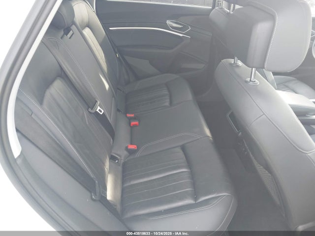 2021 AUDI E-TRON WA1AAAGE3MB019445 Photo 7