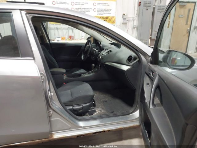 2010 MAZDA MAZDA3 JM1BL1SF9A1314913 Photo 4