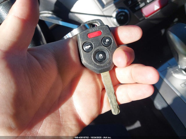 2010 SUBARU OUTBACK 4S4BRBCC8A3335535 Photo 10