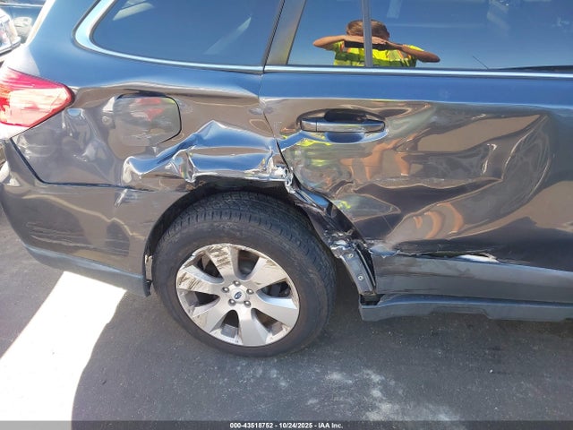 2010 SUBARU OUTBACK 4S4BRBCC8A3335535 Photo 5