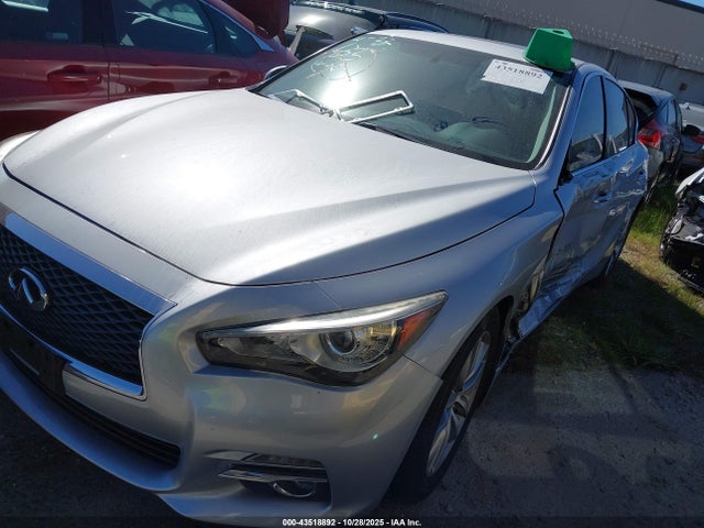 2015 Infiniti Q50 Premium მანქანა იყიდება აუქციონზე, vin: JN1BV7AP1FM347565, აუქციონის ნომერი: 43518892