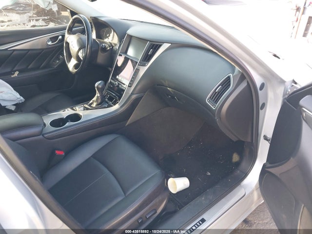 2015 Infiniti Q50 Premium მანქანა იყიდება აუქციონზე, vin: JN1BV7AP1FM347565, აუქციონის ნომერი: 43518892