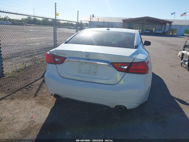 Nissan Maxima 2017 1N4AA6AP3HC403468 Image 16