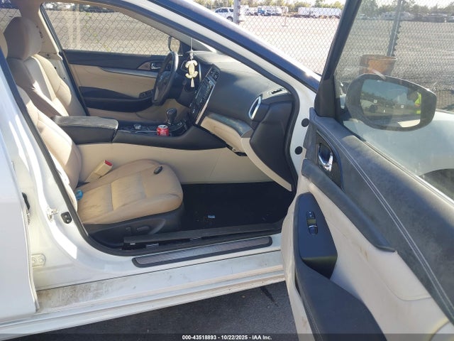 Nissan Maxima 2017 1N4AA6AP3HC403468 Image 5