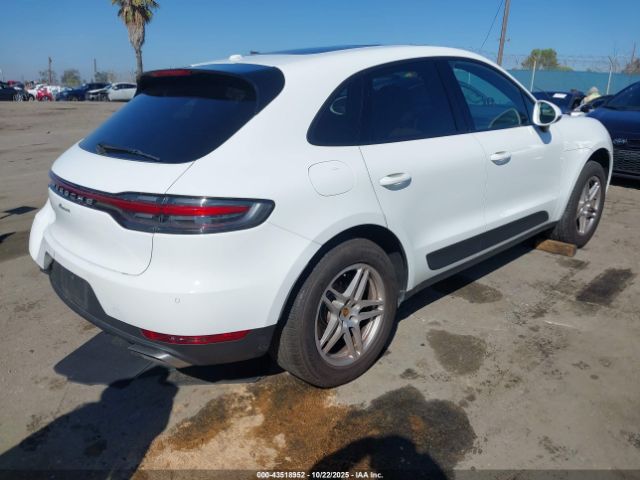 2019 PORSCHE MACAN WP1AA2A56KLB08114 Photo 3