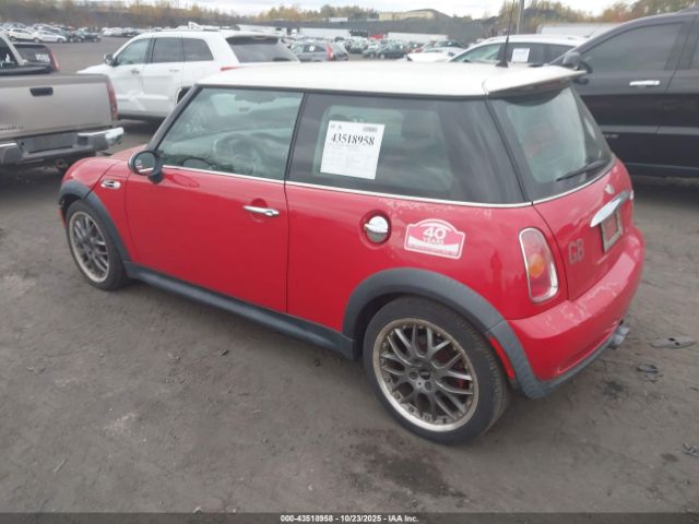 2004 MINI COOPER S WMWRE334X4TD88836 Photo 2