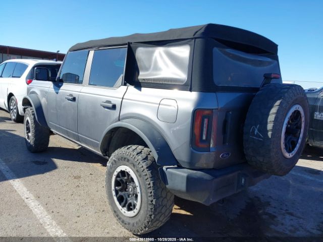 2022 FORD BRONCO 1FMDE5DH9NLB07291 Photo 2