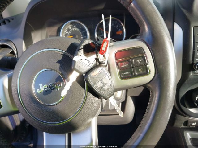 2016 JEEP COMPASS 1C4NJCEA8GD562558 Photo 10