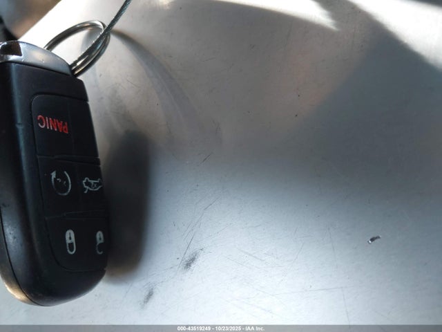 43519249 :رقم المزاد ، 2C3CCAGG3GH239078 vin ، 2016 Chrysler 300 300s مزاد بيع