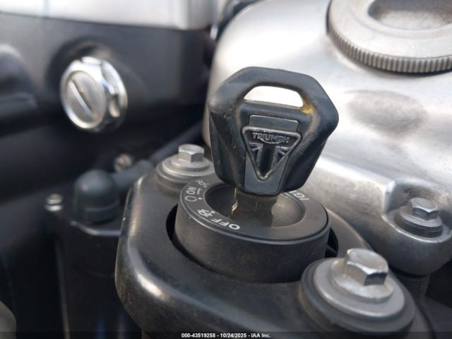 2018 TRIUMPH MOTORCYCLE BONNEVILLE SMTD46HL5JT893369 Photo 10