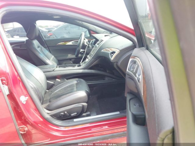 2020 LINCOLN MKZ 3LN6L5E98LR618835 Photo 4