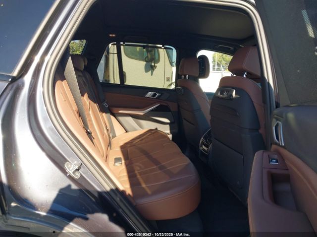 2019 BMW X5 5UXJU2C50KLN64761 Photo 7