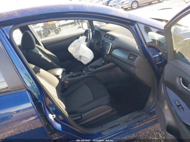 2018 NISSAN LEAF 1N4AZ1CPXJC303365 Photo 4