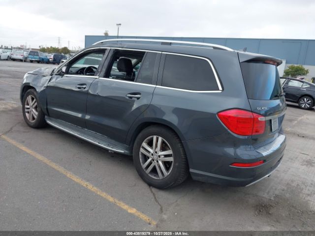 2015 MERCEDES-BENZ GL 450 4JGDF6EE6FA521441 Photo 2
