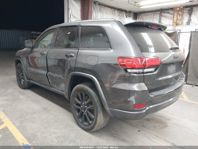 1C4RJFAG7JC119571 Jeep Grand Cherokee Altitude 4x4