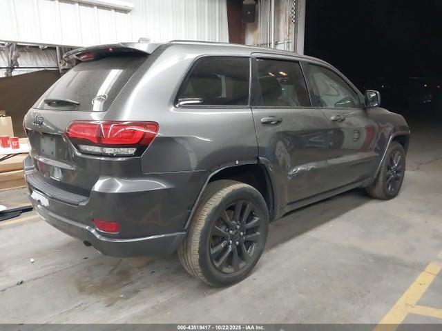 1C4RJFAG7JC119571 Jeep Grand Cherokee Altitude 4x4